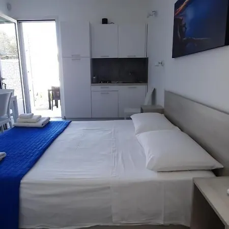 Casa Vacanza Goccia D'oro Con Possibilita Di Monolocale Oppure Bilocale Holiday home *